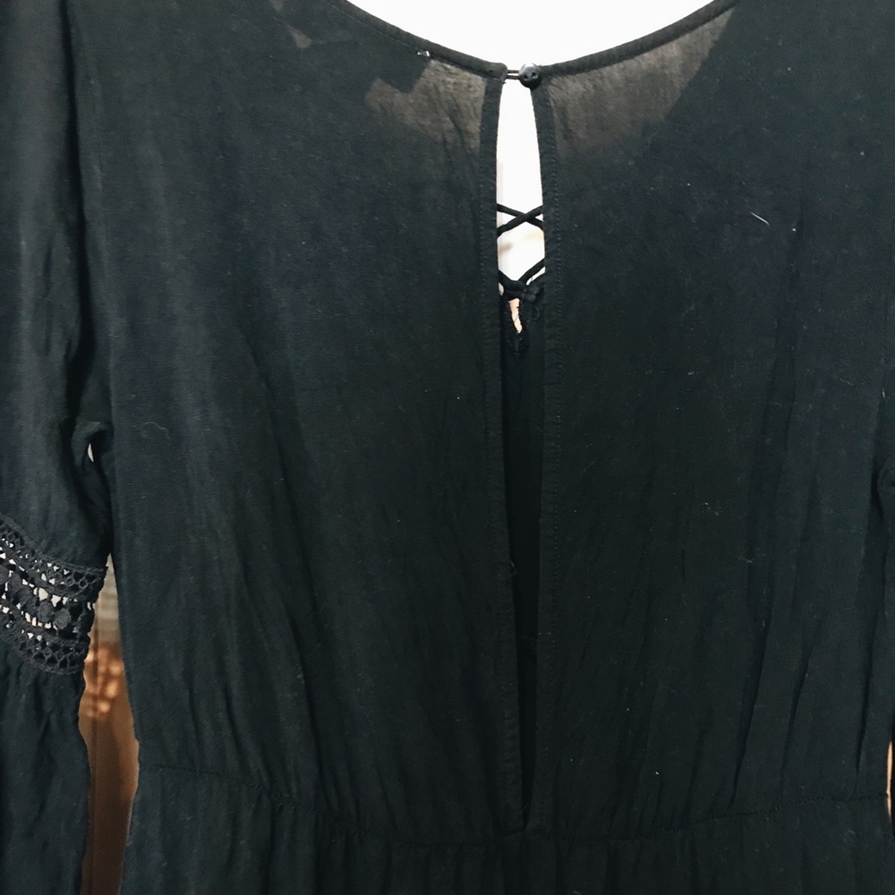 Black Dress - Picture 5 of 6